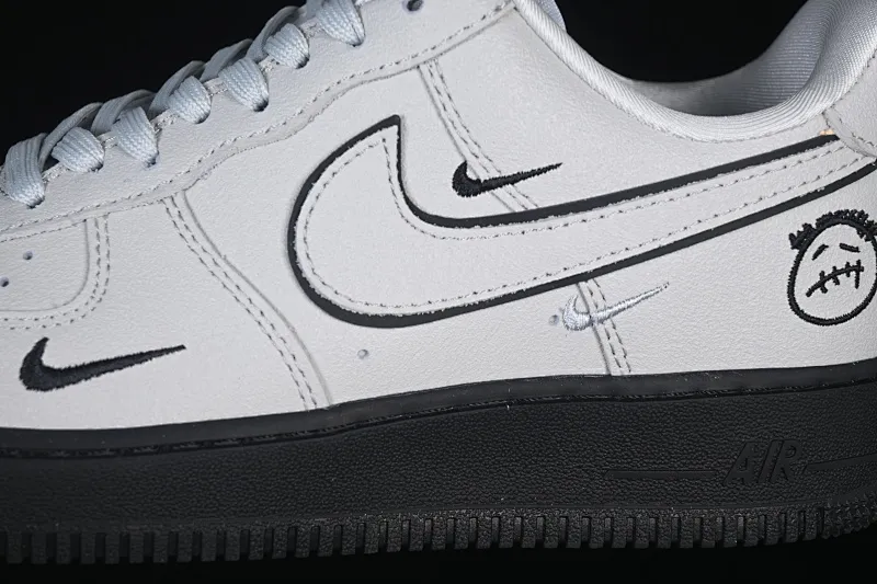 All categories Nk Air Force 1 Air Force series Nk Air Force 1 Low Air Force low-top Nike Air Force 1'07 Low cool gray tone collision cool black Air Force 1 low-top casual sneakers XL1979-128